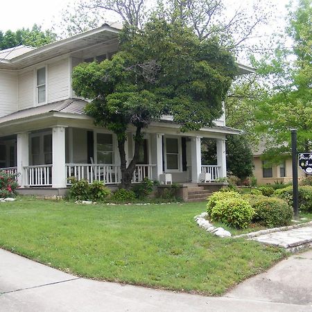 Pricehouseinn Glen Rose Exterior photo